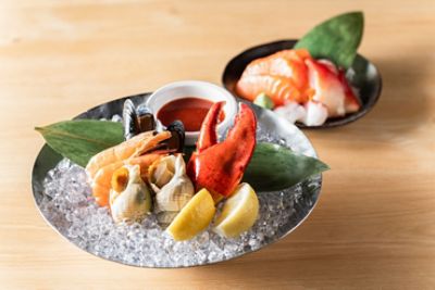 INTERNATIONAL SEAFOOD & TEPPAN GRILL BUFFET